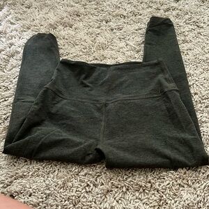 Beyond yoga green leggings
